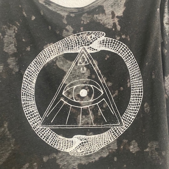 Black Graphic Long Sleeve - Picture 5 of 6